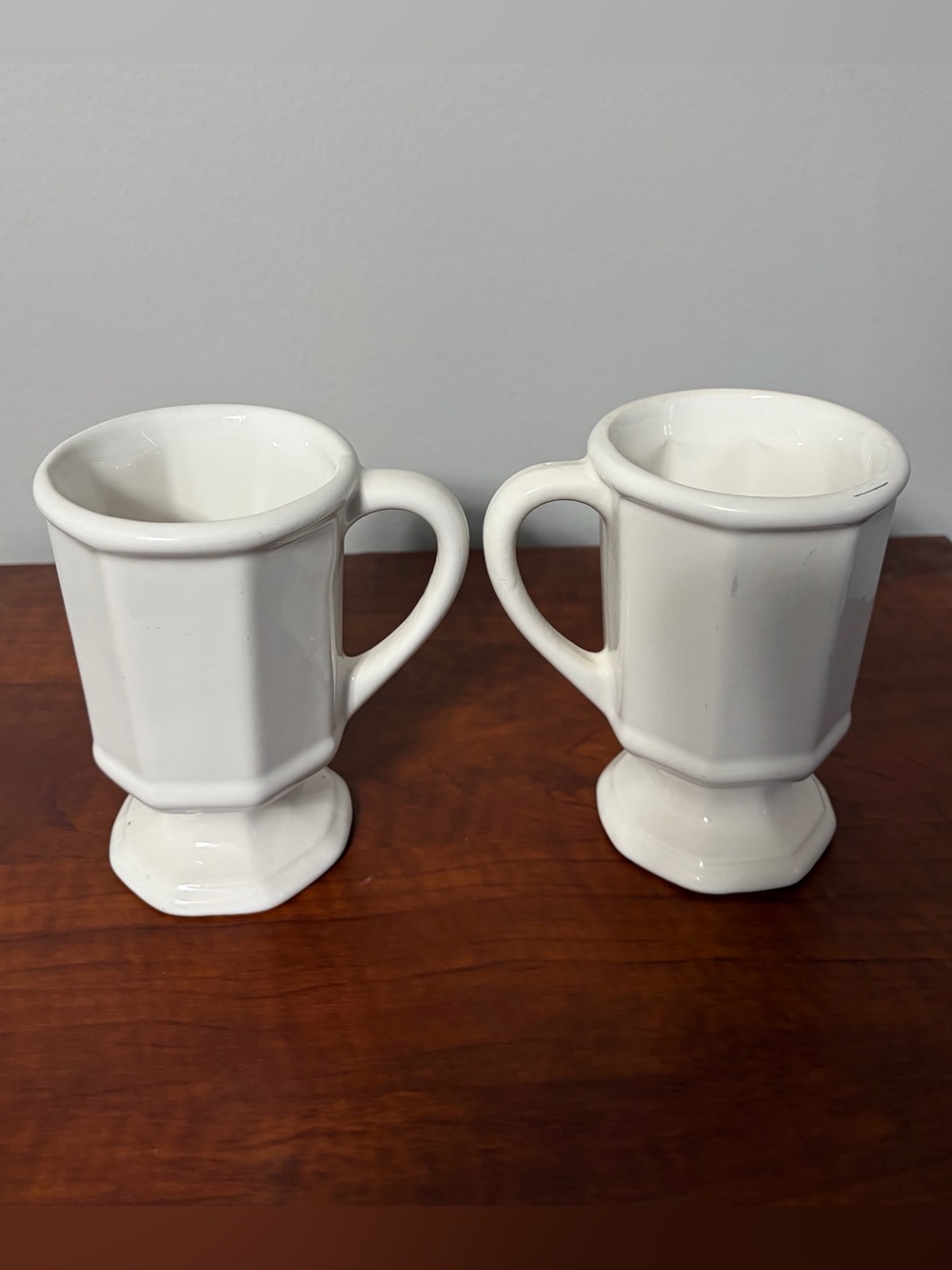 Pfaltzgraff Pedestal Mugs Heritage Pattern - Picture 4 of 11